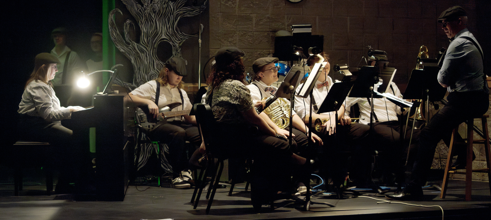 Musicians for play "into the woods"